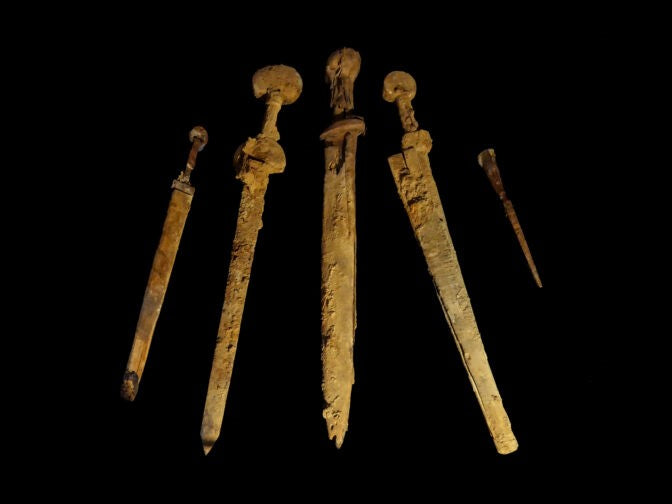 Roman Gladiator Style With Gladius Sword Earrings Museum Reproductions Roman Gladiator Style With Gladius Sword Earrings Museum Reproductions