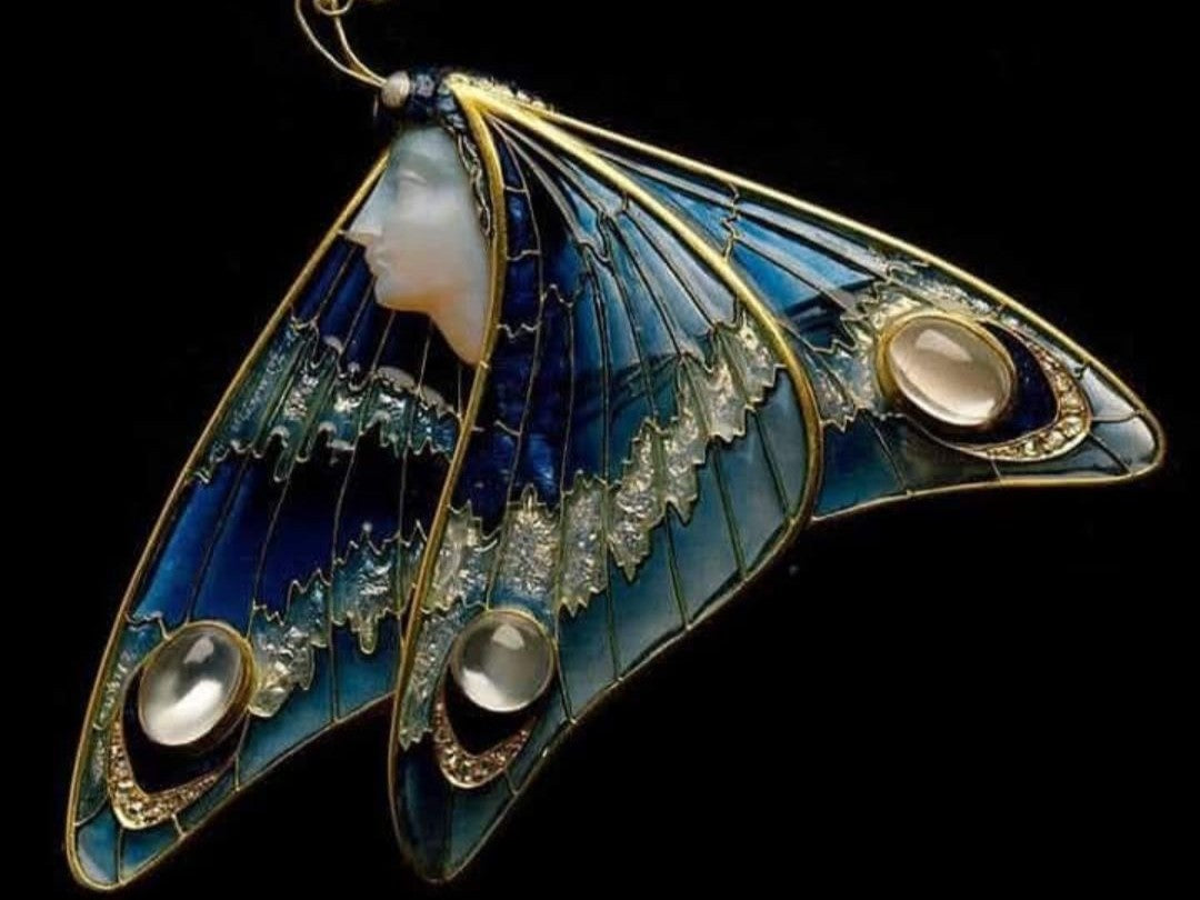 Eugène Feuillâtre and the Magic of Art Nouveau: A Jewel of 1900