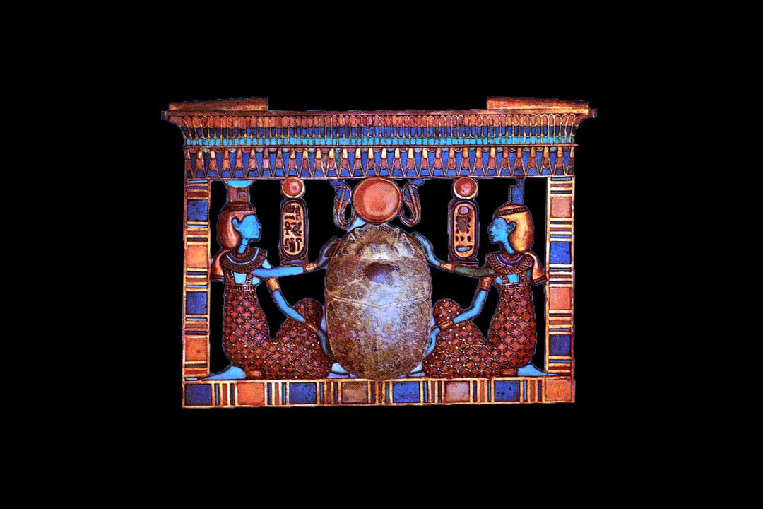 The Sacred Power of the Scarab: Tutankhamun’s Stunning Pectoral Amulet