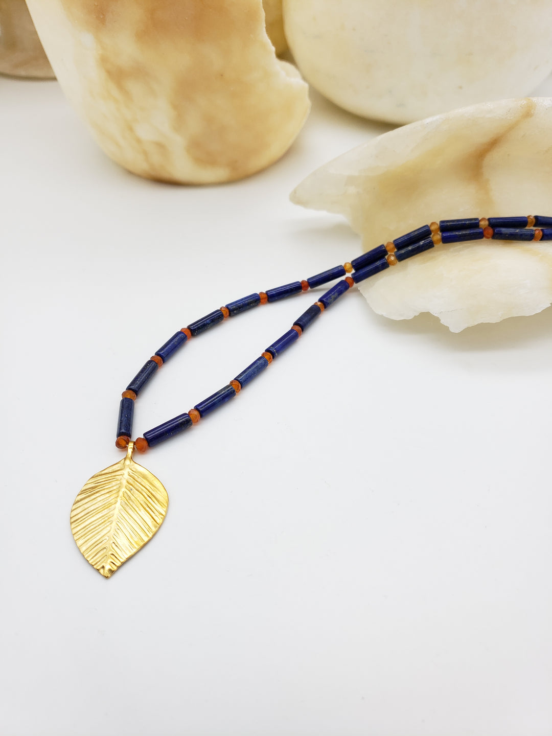 Queen Puabi Single Leaf Necklace