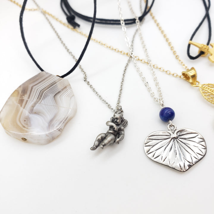 Assorted Pendant Necklace Jewelry Gift Box - 5 Pieces