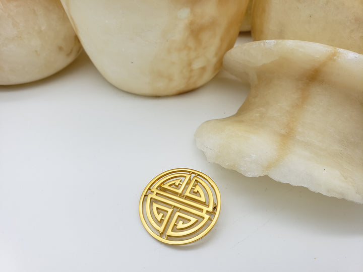 Shou Symbol Brooch 