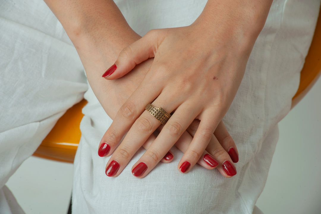 Roman Colosseum Ring - Antique Gold Finish