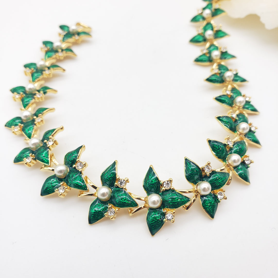 Emerald Flowers Necklace
