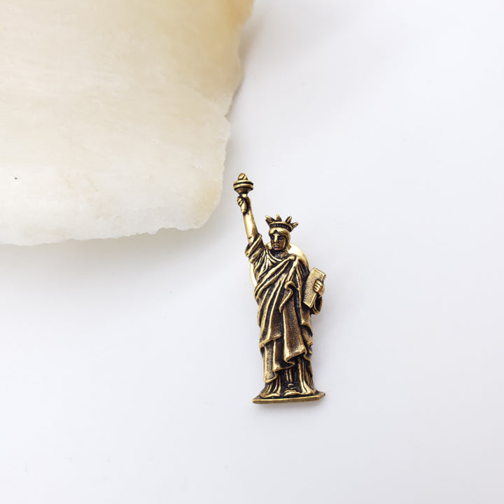 Statue of Liberty Lapel Pin