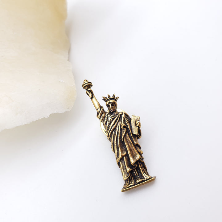 Statue of Liberty Lapel Pin
