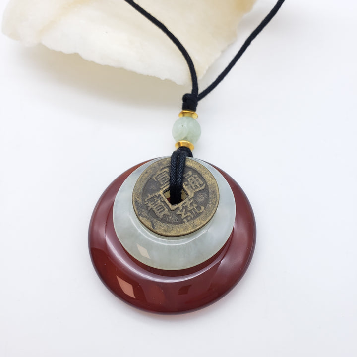 Carnelian and Jade Disc necklace