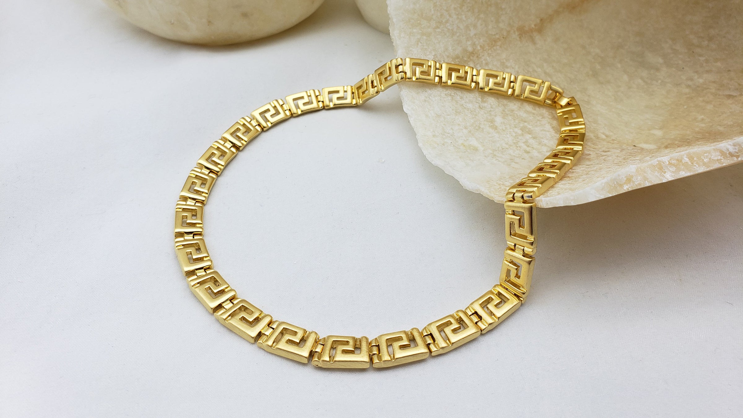 Classical Meander Link Necklace