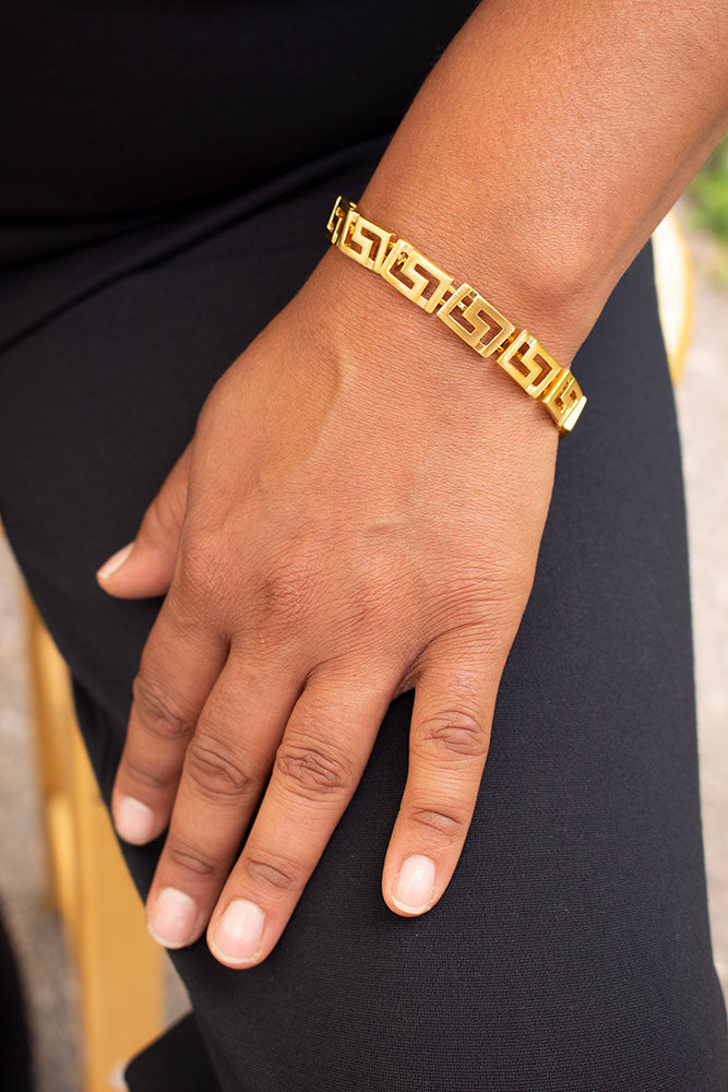 Classical Meander Link Bracelet